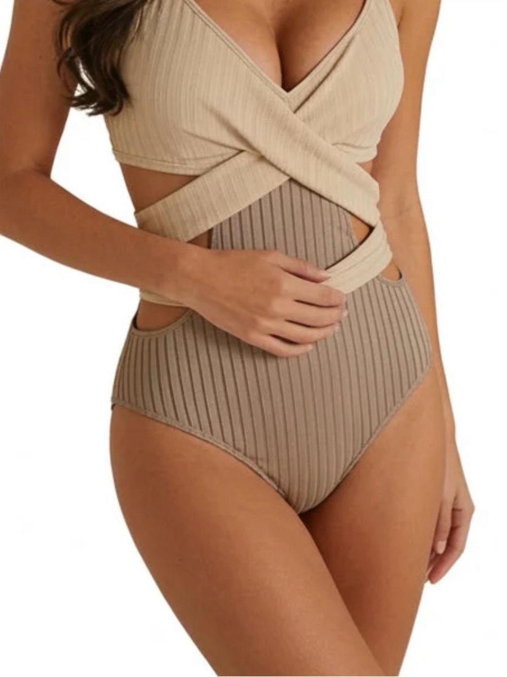 Women's Ribbed One-Piece Swimsuit with Crossed Waistband and Side Cut-Outs M